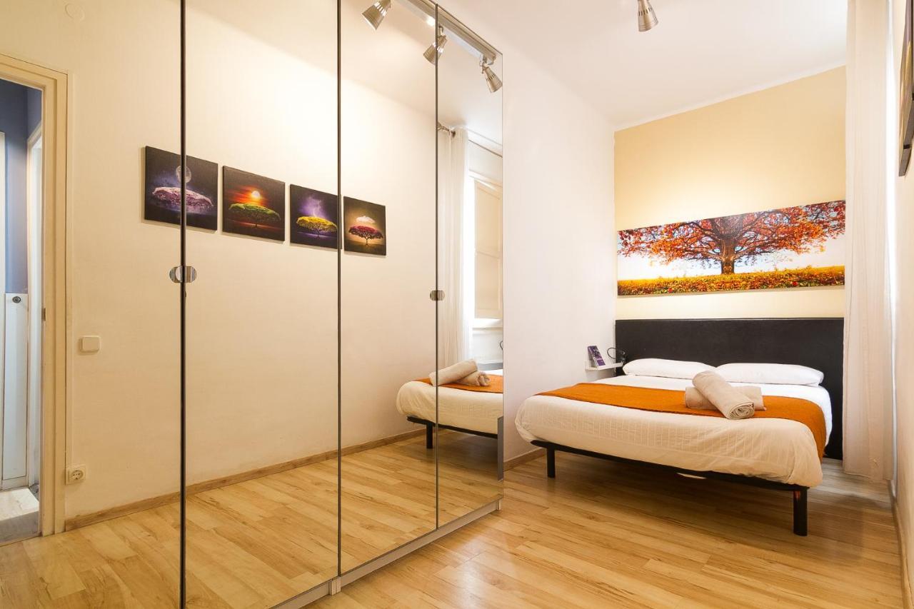 Appartamento Génesis Ramblas Barcellona Esterno foto